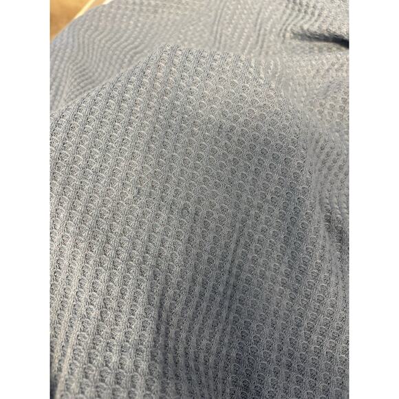 Blue Oversized Waffle Knit Shirt 2X. Slight Picks On The Front - Picture 6 of 7